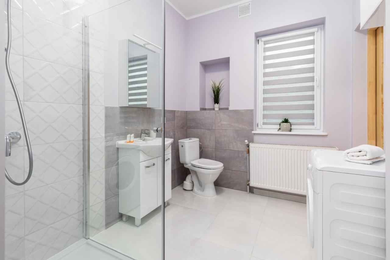 Spacious Apartment Near Wolin National Park By Noclegi Renters Miedzyzdroje Kültér fotó