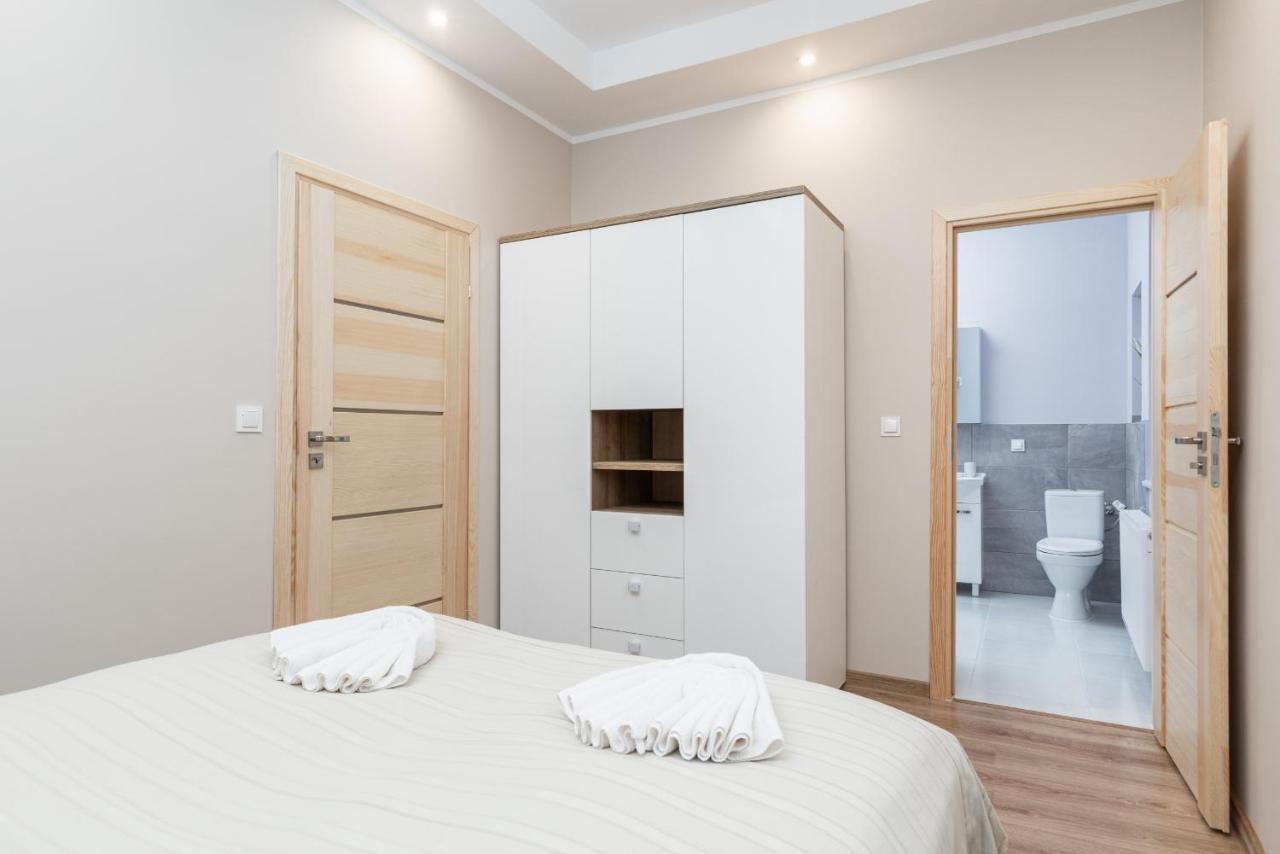 Spacious Apartment Near Wolin National Park By Noclegi Renters Miedzyzdroje Kültér fotó