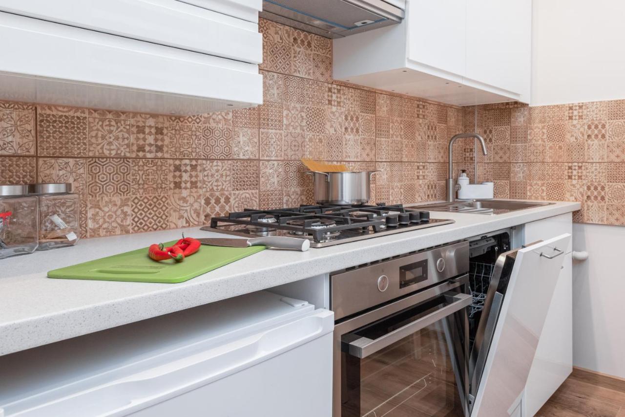 Spacious Apartment Near Wolin National Park By Noclegi Renters Miedzyzdroje Kültér fotó